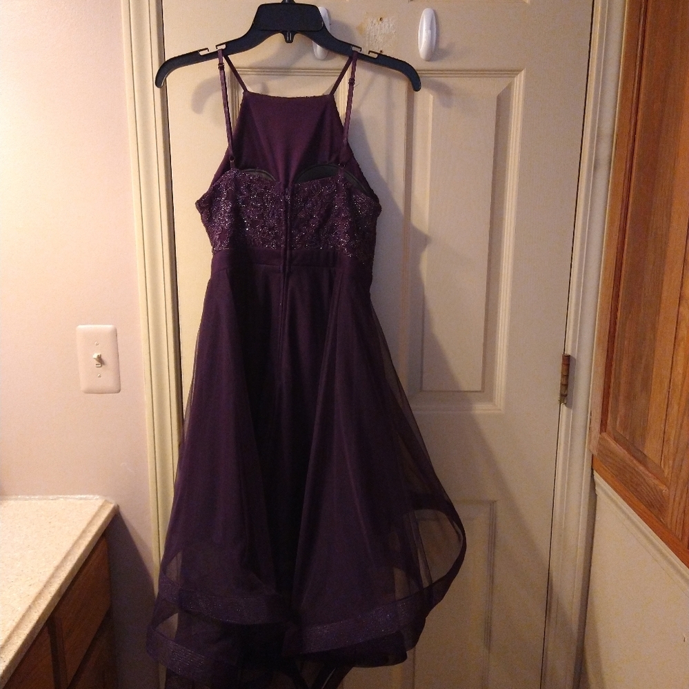 City Triangles Dress - Picture 2 of 2
